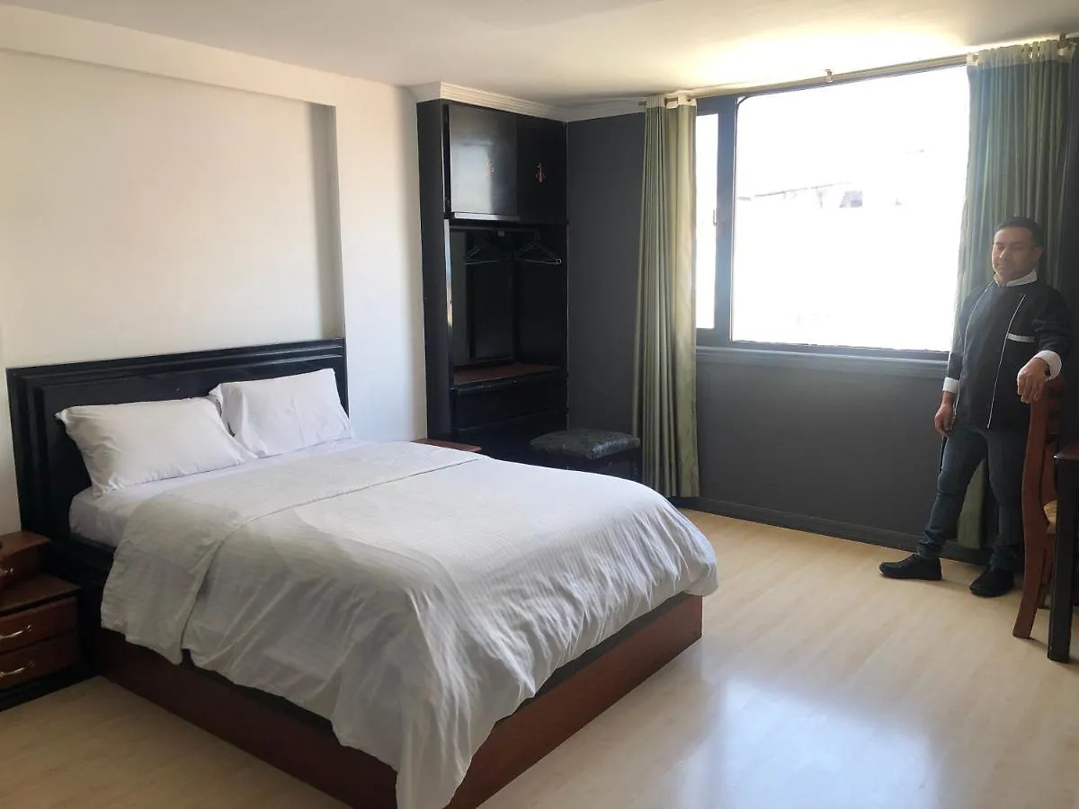 Hostal InaΚίτο