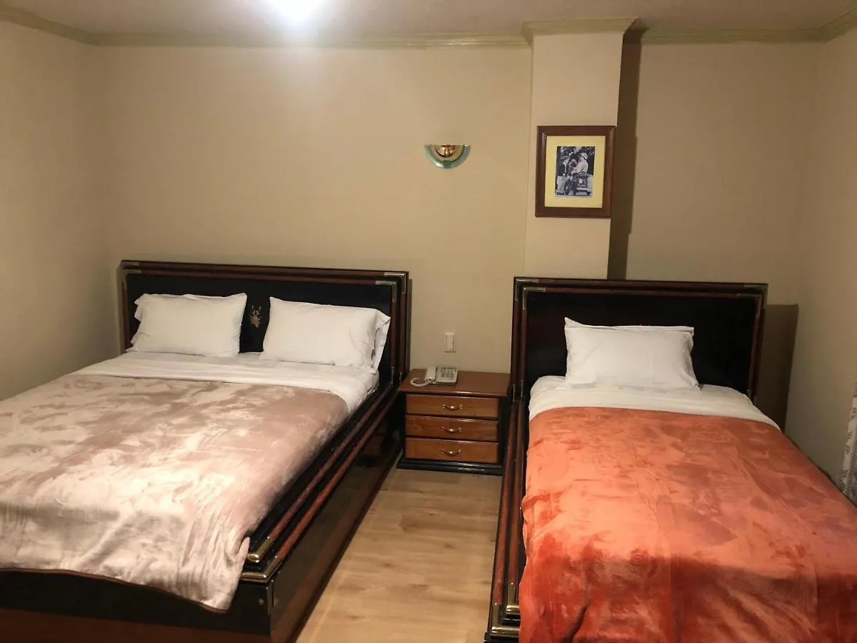 Πανσιόν Hostal InaΚίτο